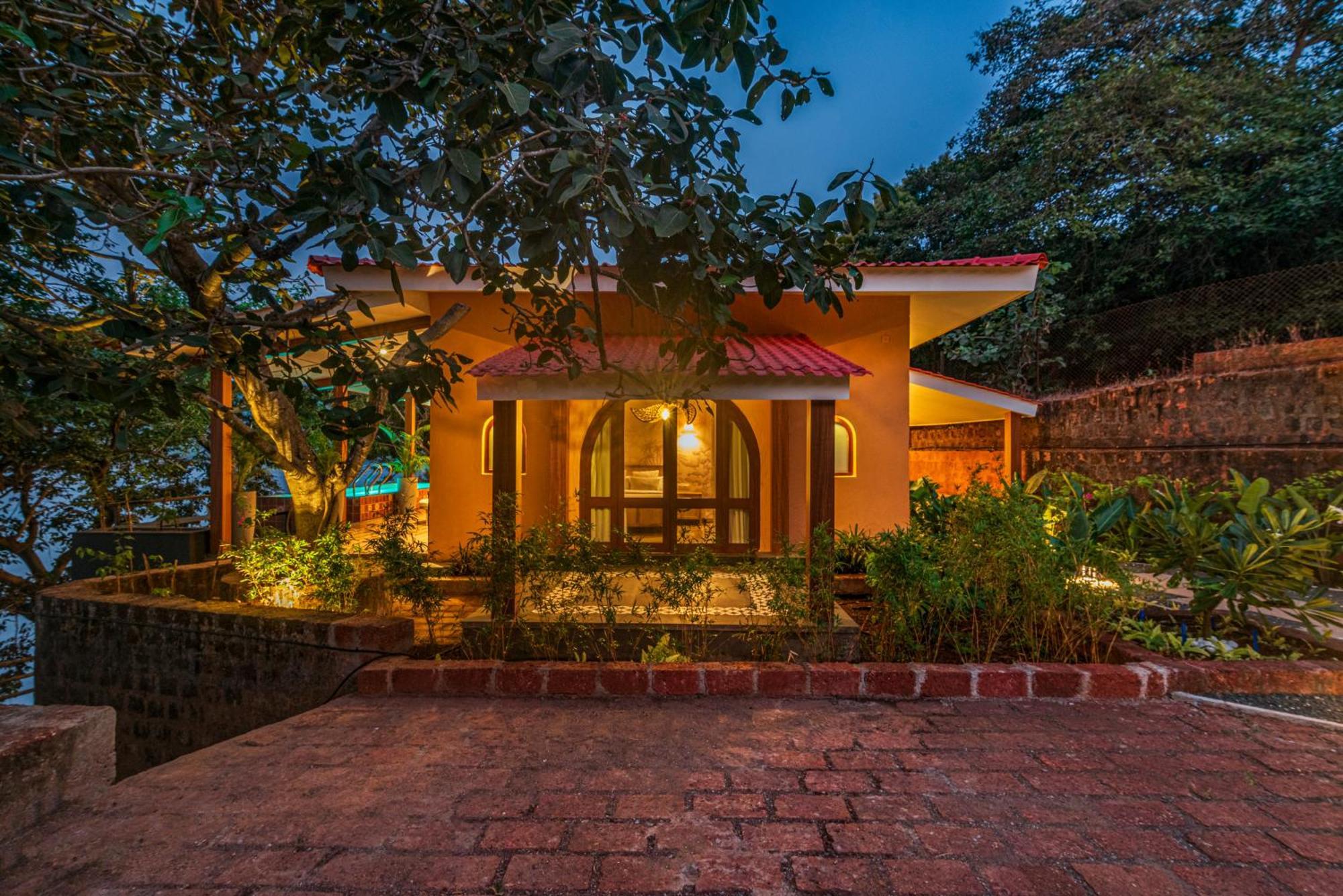 Saffronstays Athaang, Dapoli Ānjarle Exterior foto